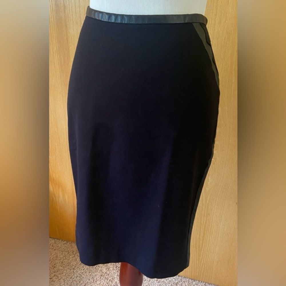 EUC-H&M Classic Pencil Skirt with Faux-Leather Trim